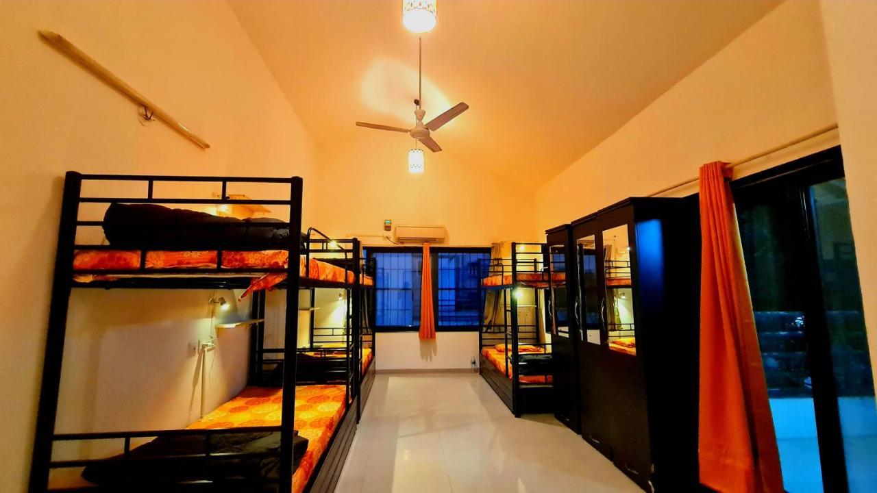 Lifespace- Spacious Hostel In A Luxurious Villa Púna Kültér fotó