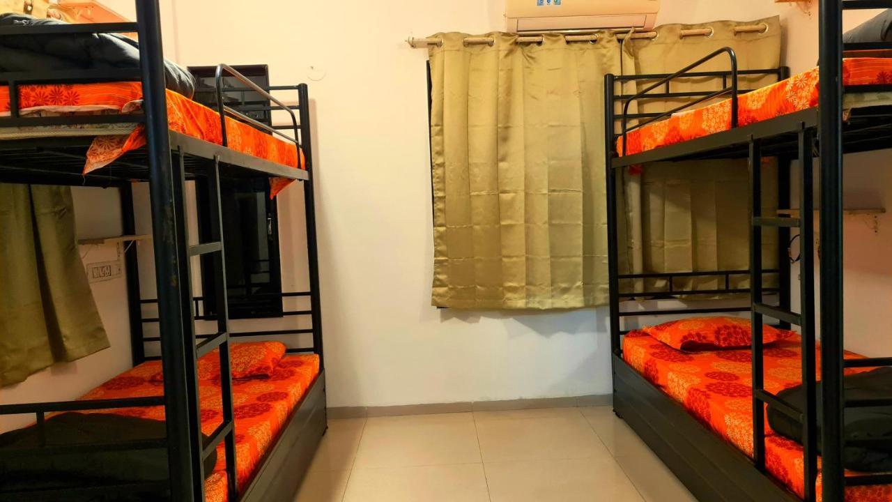 Lifespace- Spacious Hostel In A Luxurious Villa Púna Kültér fotó